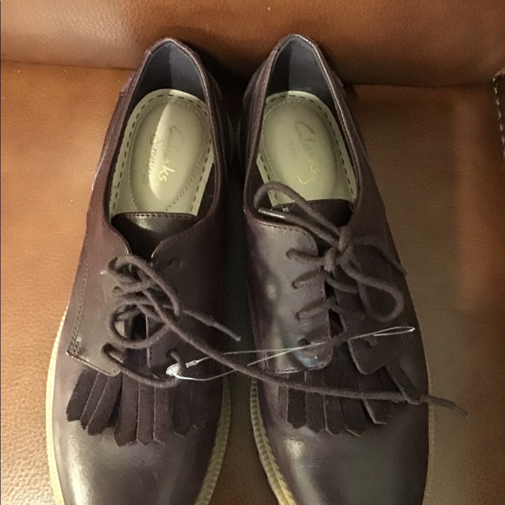 Clark Shoes - Picture 4 of 6